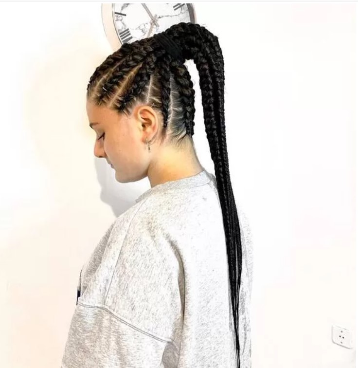 Large Stitch Ponytail with Curled Ends