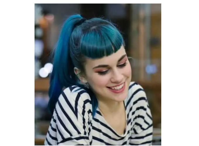 Rockabilly blue hairstyle